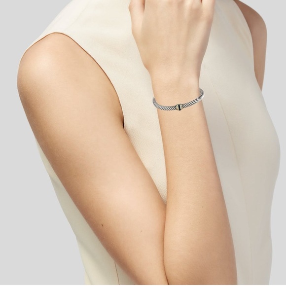 David Yurman Cable Flex with Sapphire - Picture 4 of 5